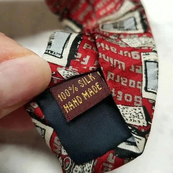 {Museum Artifacts} Computer Desktop Keyboard and Mouse Print Tie - Picture 5 of 7